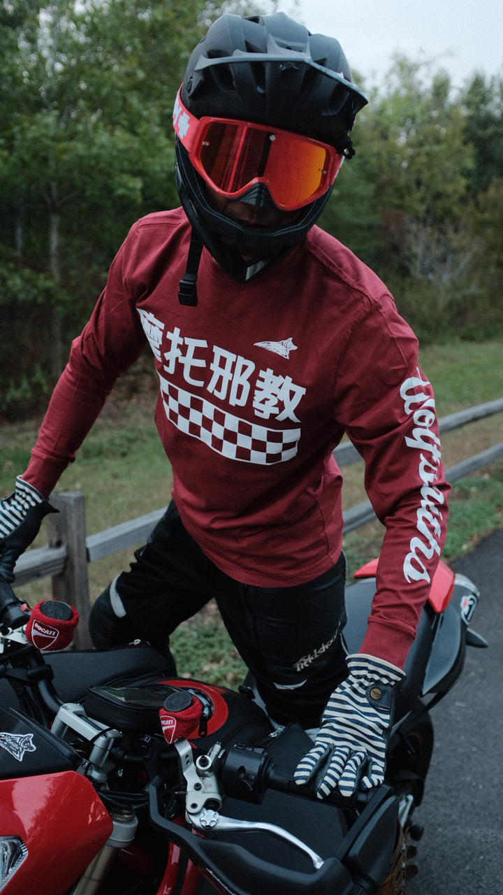 Long Sleeve Finish Line Racer T-Shirt – Wolfsmiths Heights