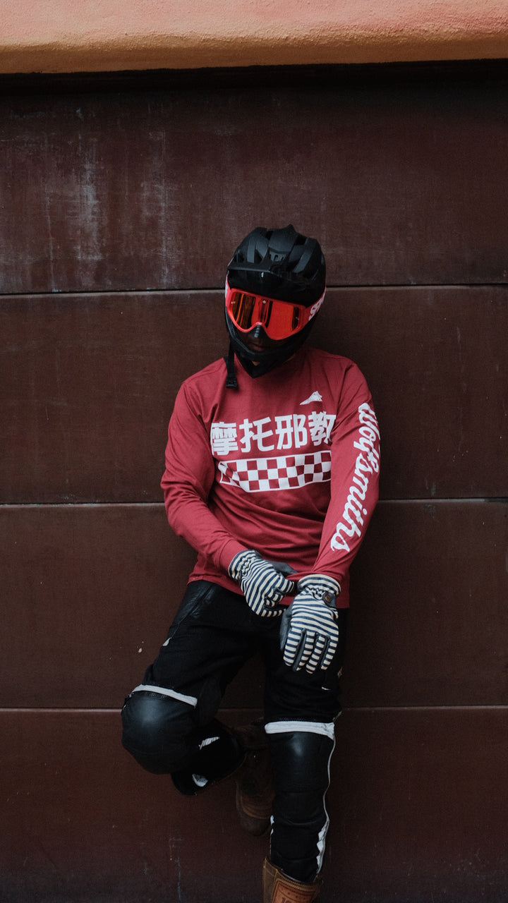 Long Sleeve Finish Line Racer T-Shirt – Wolfsmiths Heights