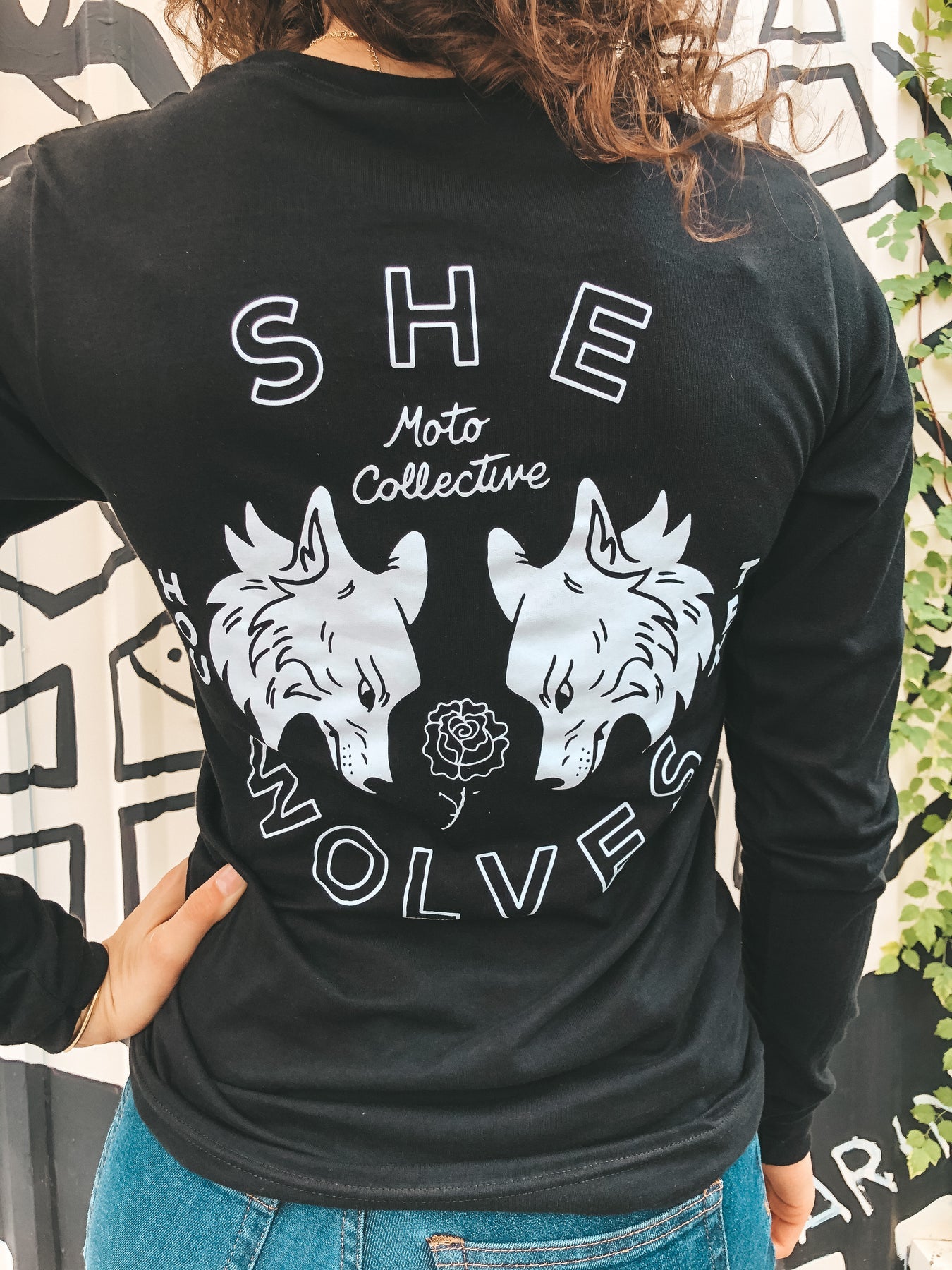 Long Sleeve She-Wolves T-Shirt - Black - Wolfsmiths Heights